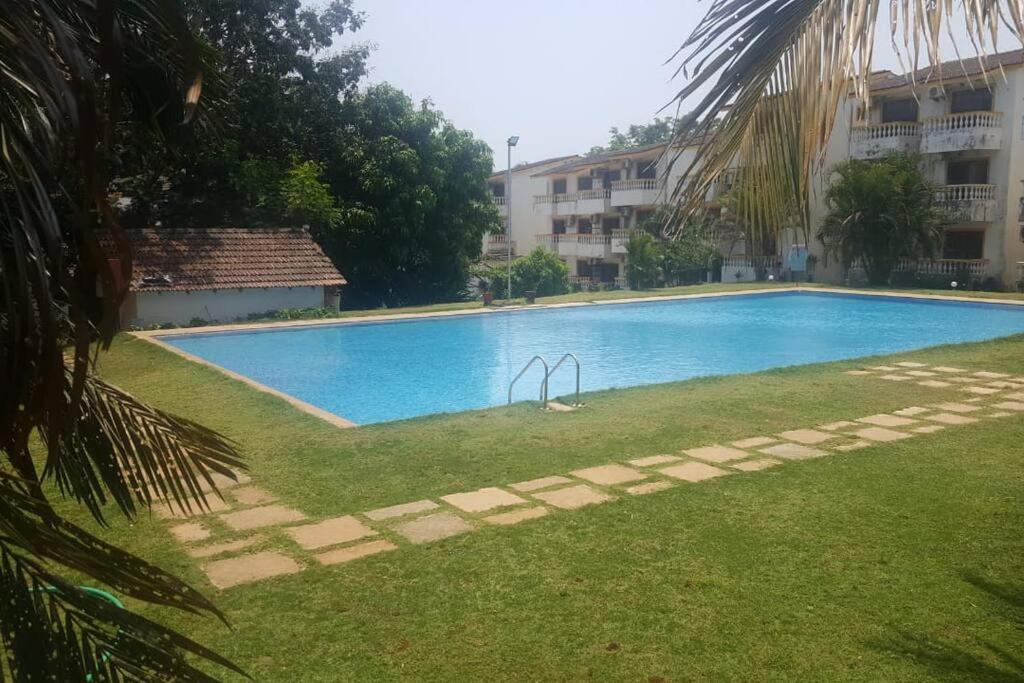 Villa Nazuri W Caretaker Candolim Exterior photo